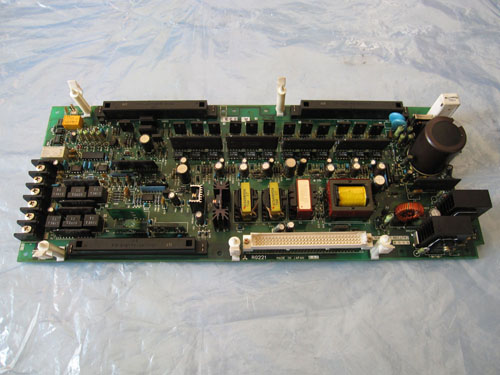 F؛PCB · RG221
