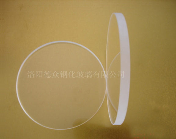 ͸ߜز 貣 ʯӢ
