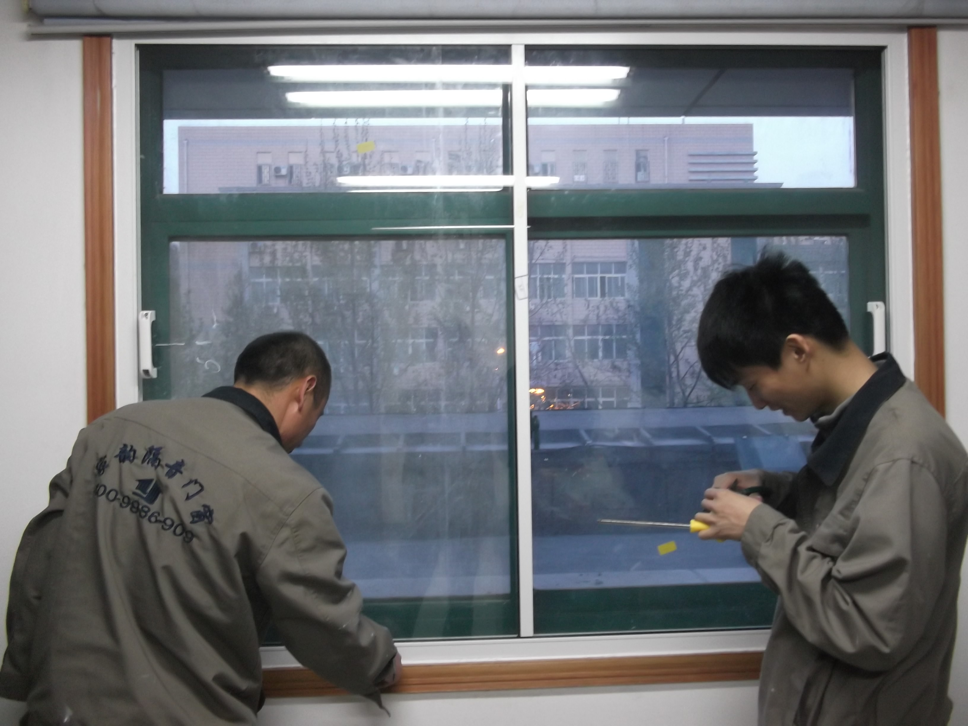 퍸T