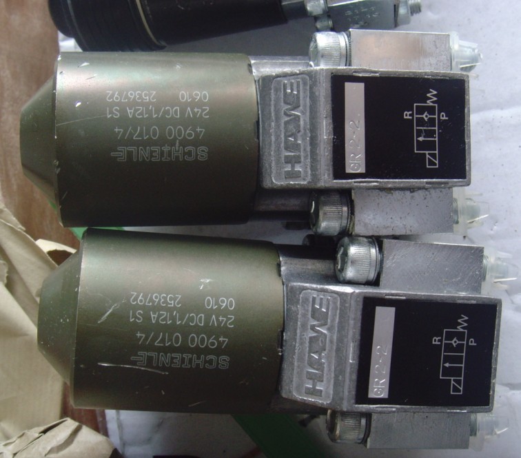 XSùK60N-047RDN,K60N-056RDN,