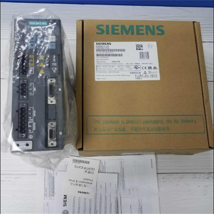 6SL3210-5FE10-8UF0 SINAMICS V90 TģK