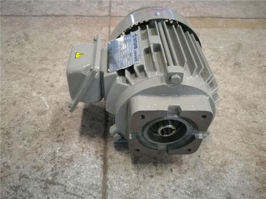T_(ti)ͬ늙C(j) TATUNGx܇(ch)늙C(j) ͬx܇(ch)늙C(j) 1.5HP 4O 1.1KW늙C(j)