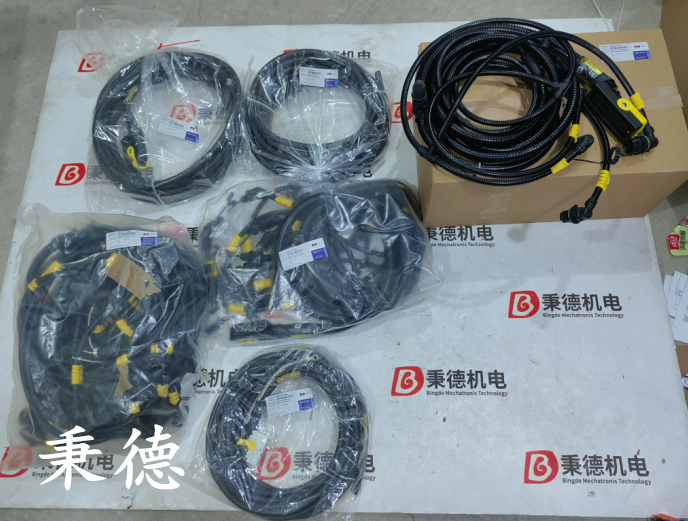 MTUlәCX00E50701153