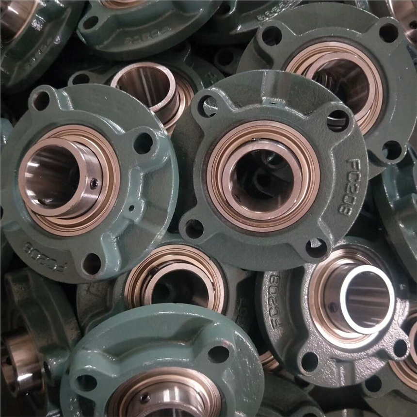 UCFC210S     UCFC210S