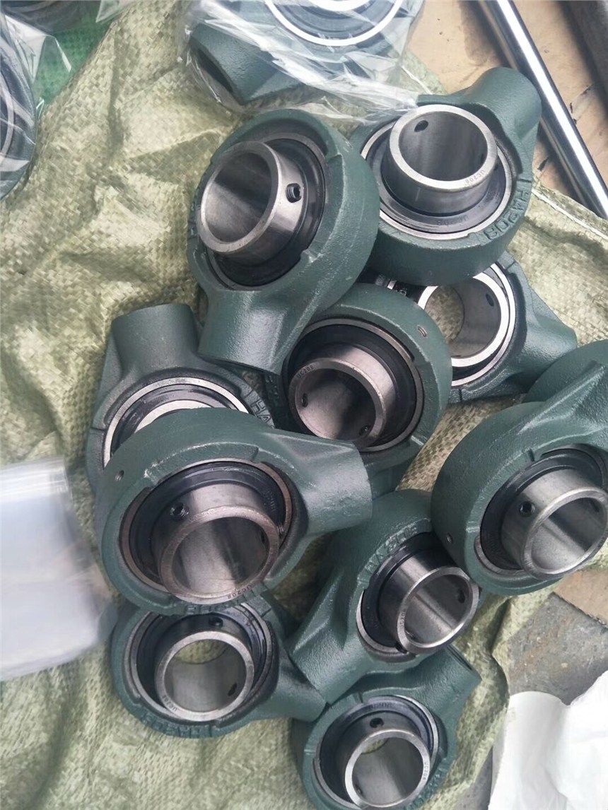 UCHA211-35S   UCHA211-35S