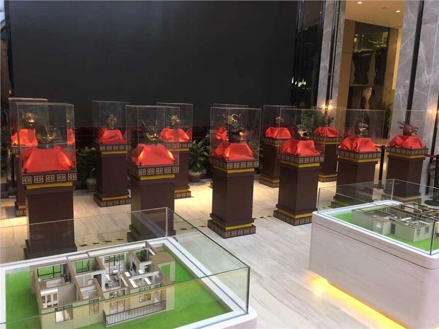 خaINʮФFչ[U tչ