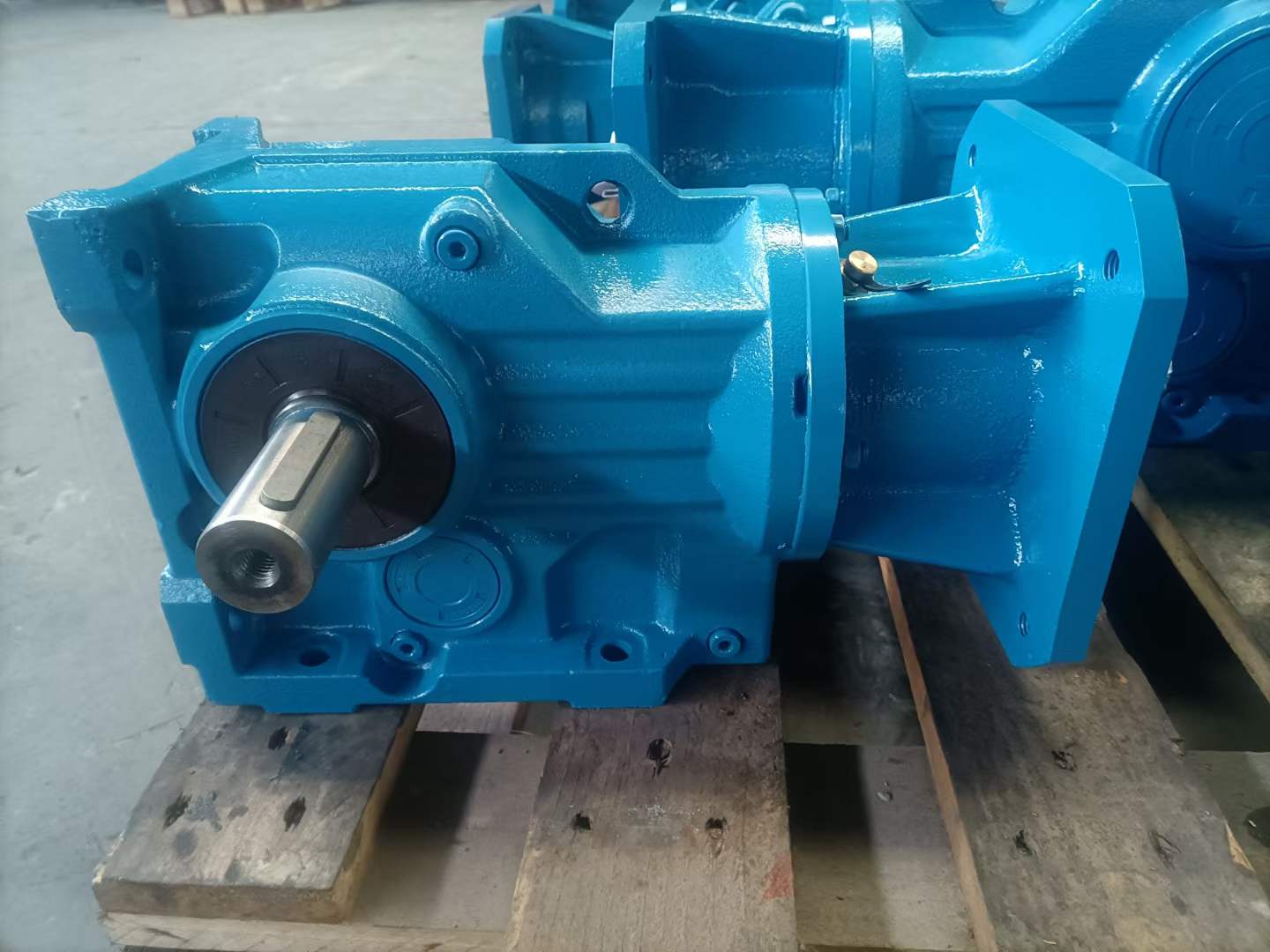 R77DRS132S4X݆pKW167