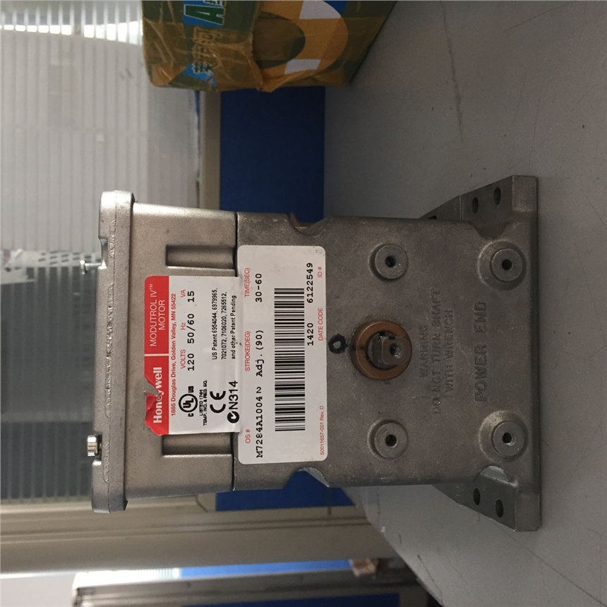 fM7284A1004