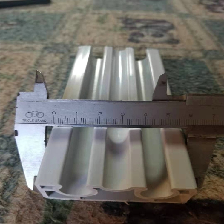 (y)-x(chng)Zߵ幩؛-20ǰ
